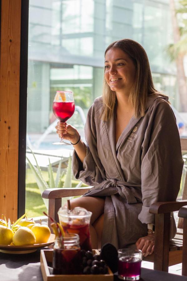 Oassium Hotel - Adults Only La Pineda Bagian luar foto