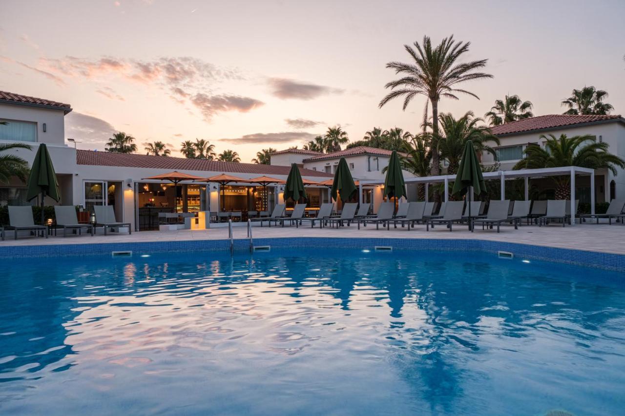 Oassium Hotel - Adults Only La Pineda Bagian luar foto